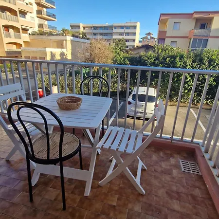 : Moderne Pour 4 Personnes - Fr-1-780-86 *